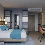 By Marriott Hotell 4*