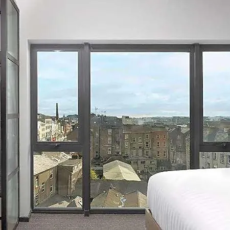 Hotel By Marriott
