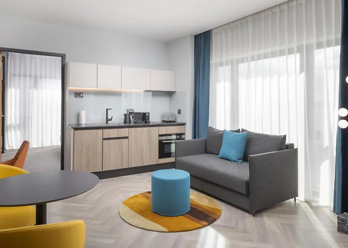 By Marriott Hotel 4*